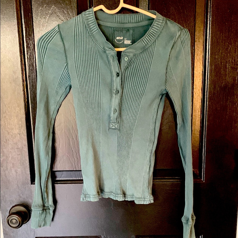 Aerie green ribbed top